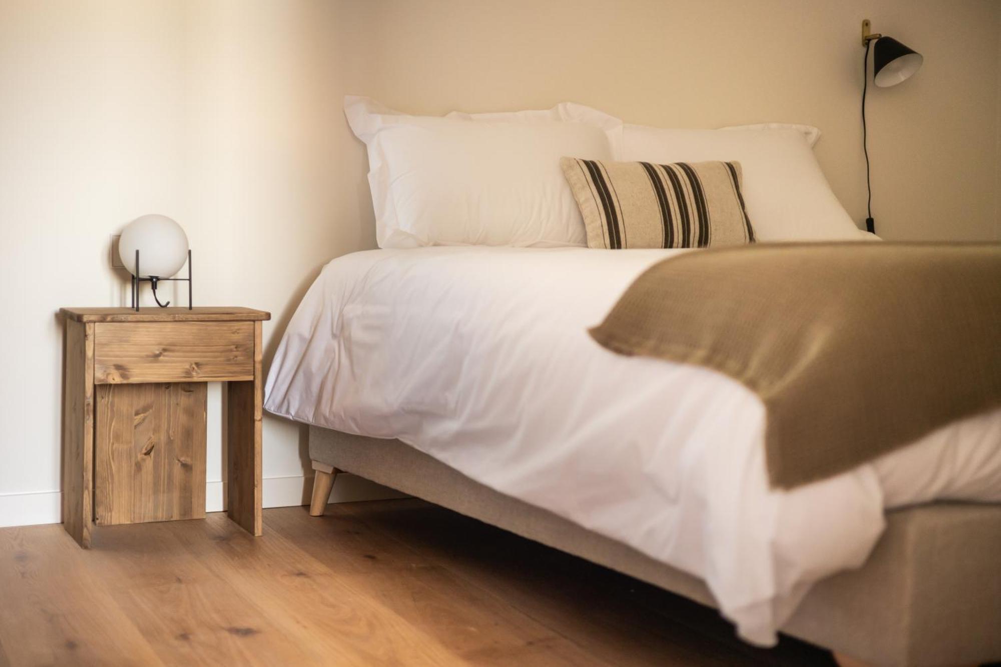 Azcarraga Apartments Овиедо Екстериор снимка